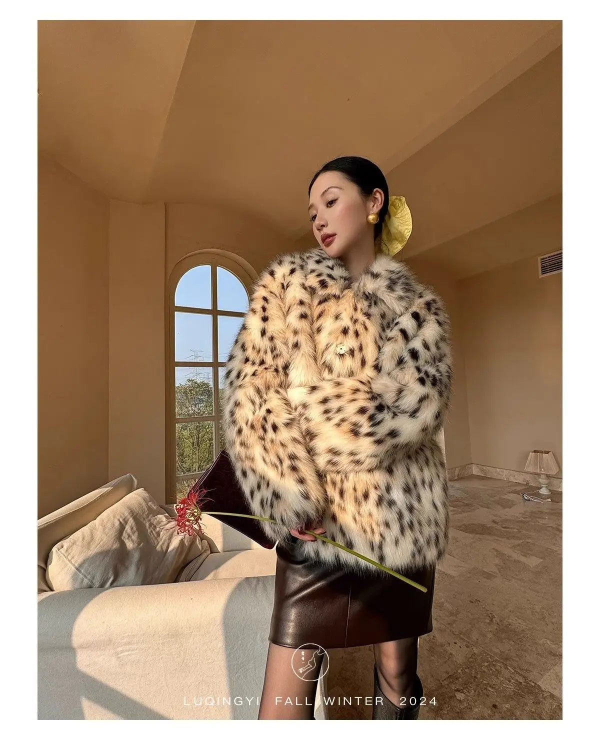 Luxury Vegan Fur Coat Women Winter Leopard Print Gradient Faux Fur Jacket Retro Shearling Collar Slim Fit Animal Print Trench