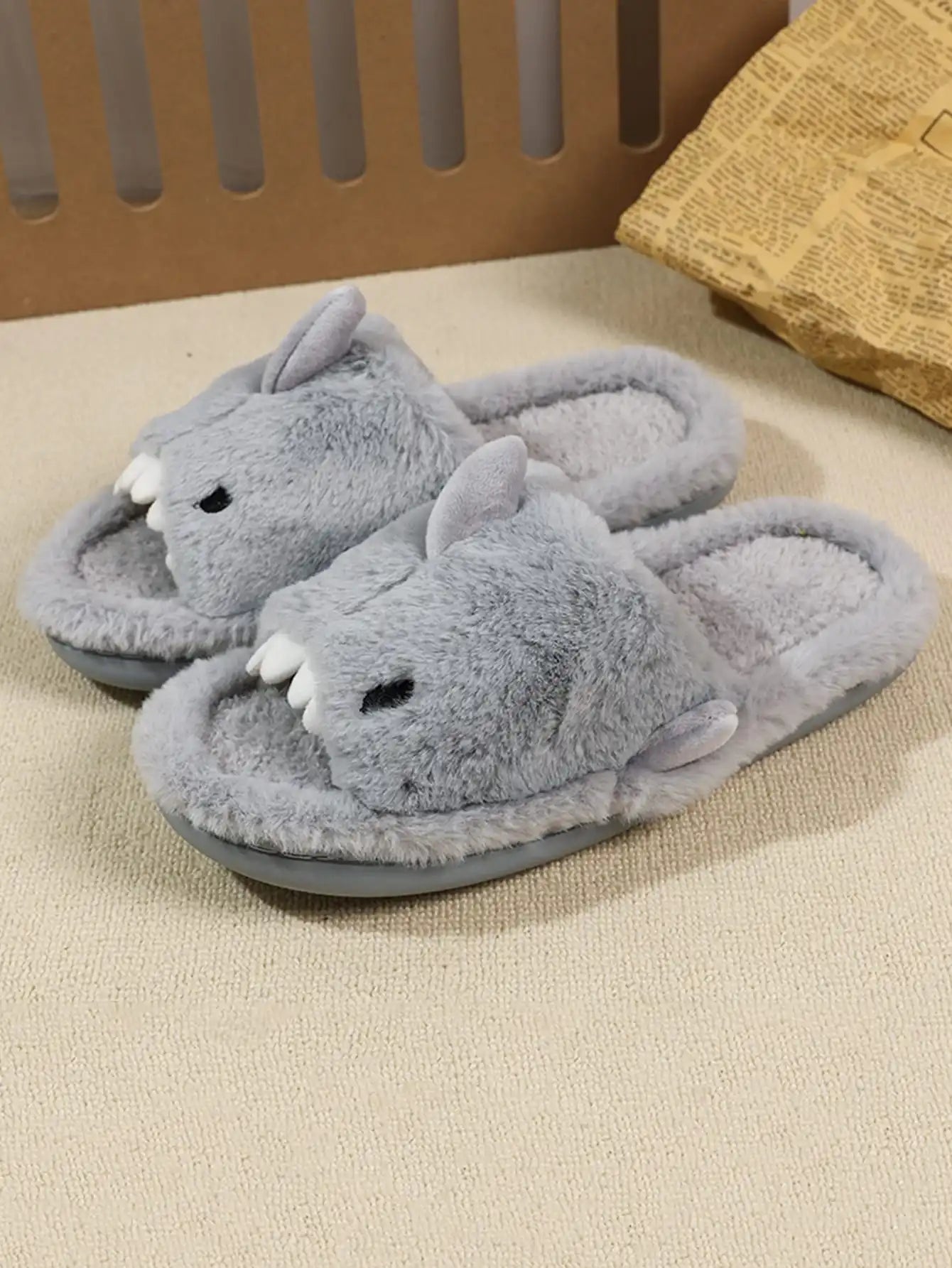 Men's Home Cotton Slippers Are Soft, Comfortable and Warm Indoor Fun Cartoon One Word Cotton Slippers