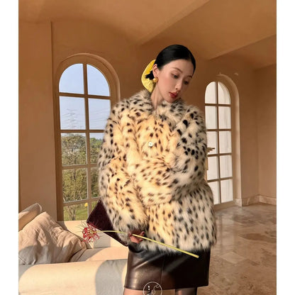 Luxury Vegan Fur Coat Women Winter Leopard Print Gradient Faux Fur Jacket Retro Shearling Collar Slim Fit Animal Print Trench