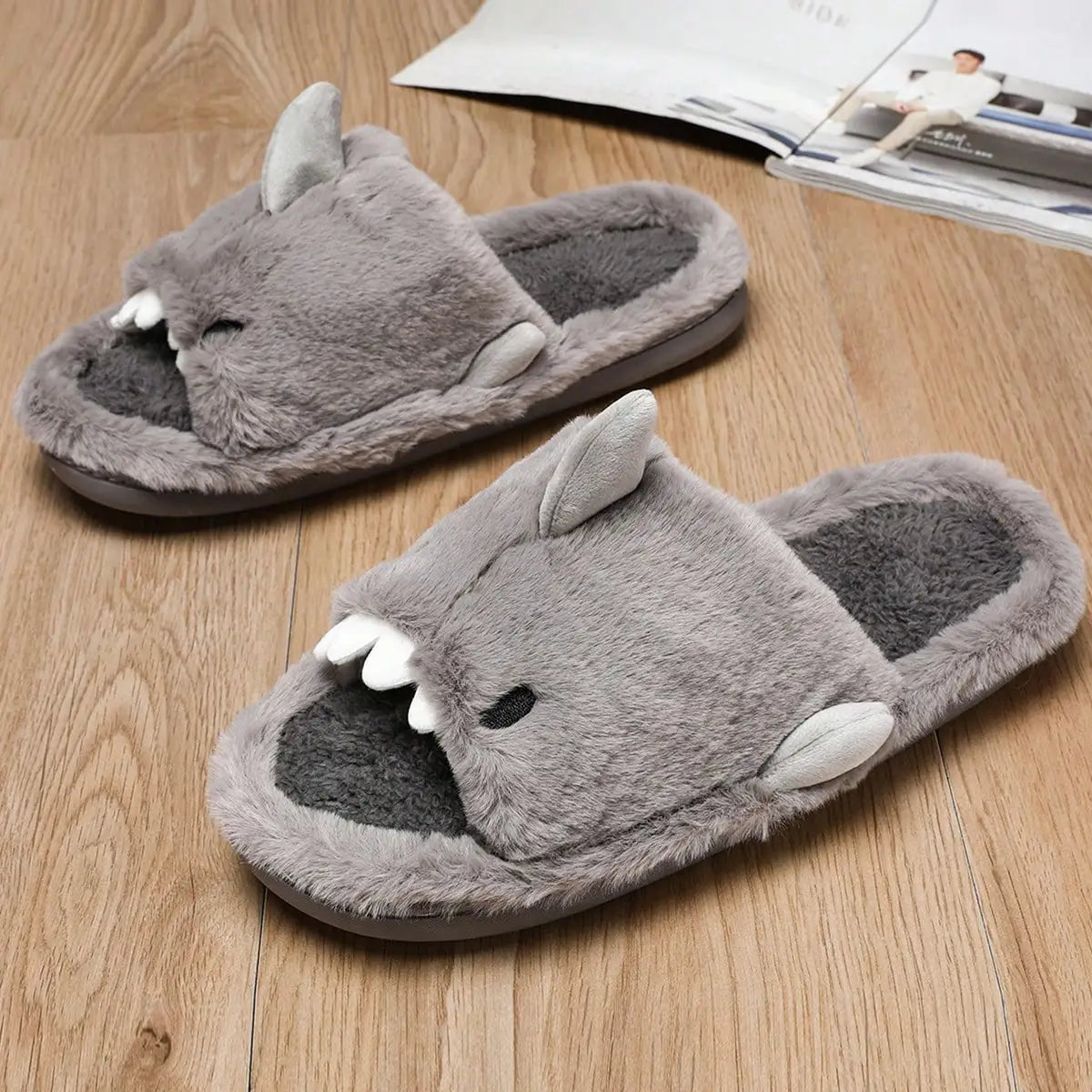 Men's Home Cotton Slippers Are Soft, Comfortable and Warm Indoor Fun Cartoon One Word Cotton Slippers